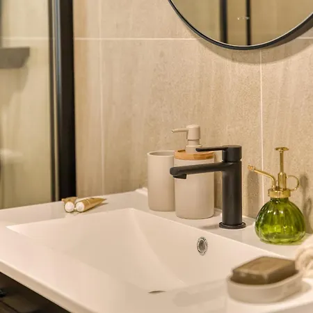 Escale Premium A 5 Minutes De L'autoroute, Arrivee Autonome, Lit De Gamme Et Clim Tatil Evi