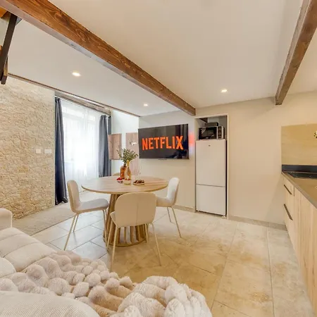 Escale Premium A 5 Minutes De L'autoroute, Arrivee Autonome, Lit De Gamme Et Clim Tatil Evi *